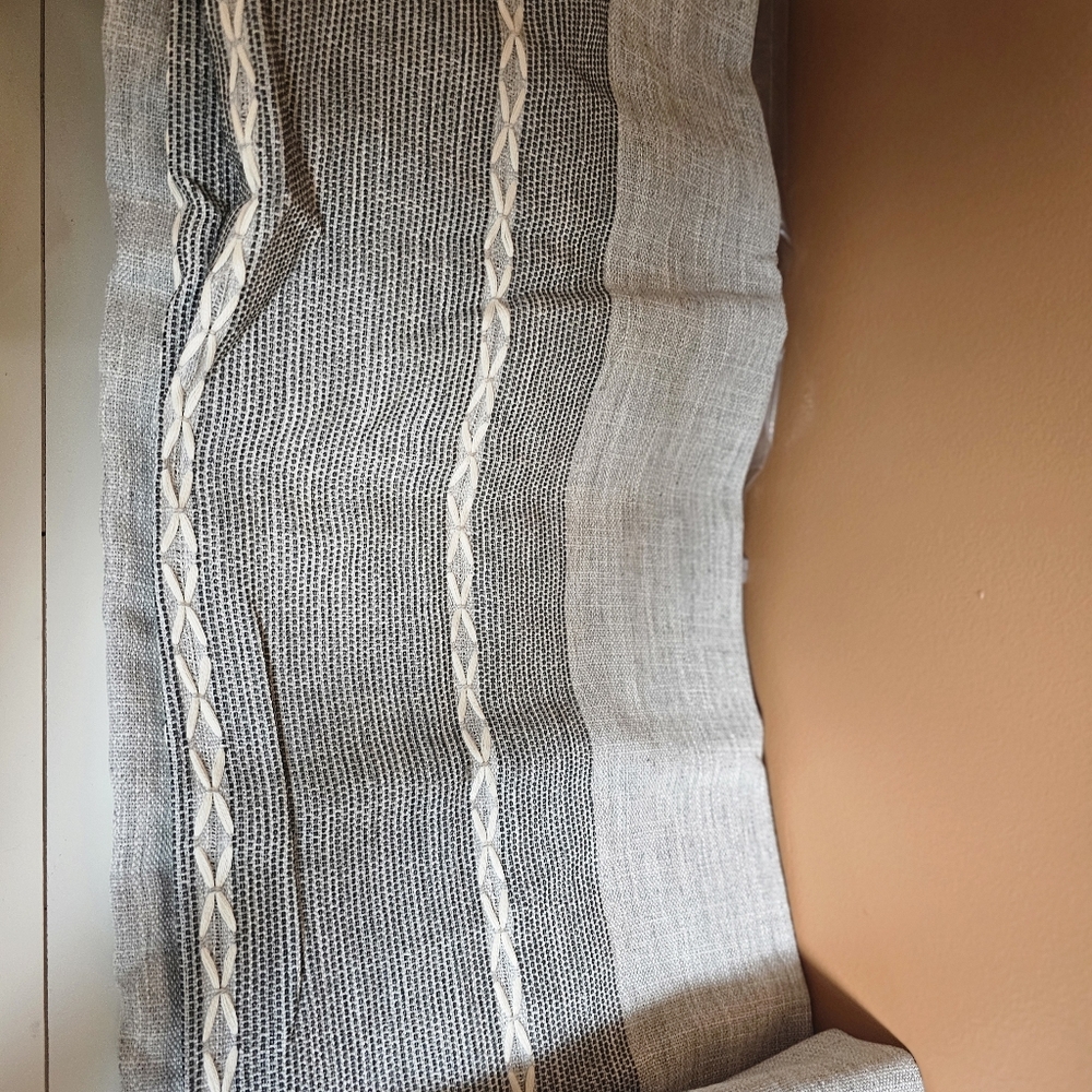 Cotton Linen Rectangular Tablecloth - Picture 3 of 5